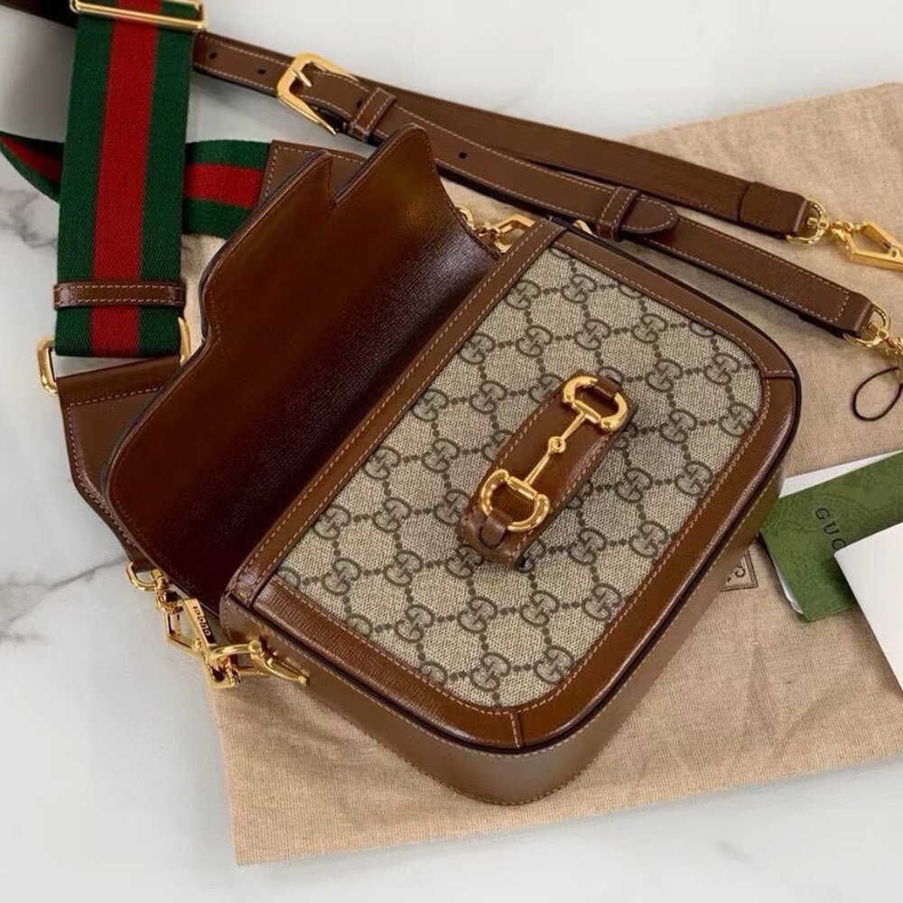 Gucci Handheld Bags, Chain Bags - Picture 3 of 9